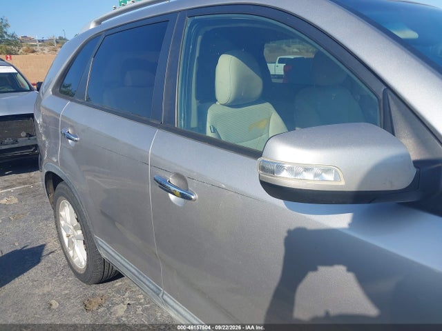KIA SORENTO LX 2014 5XYKT3A68EG434513 Image 13
