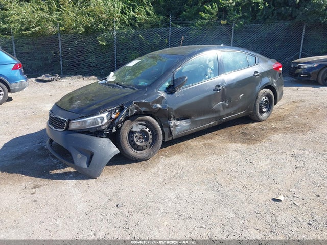 46157524 :رقم المزاد ، 3KPFK4A74HE127831 vin ، 2017 Kia Forte Lx مزاد بيع