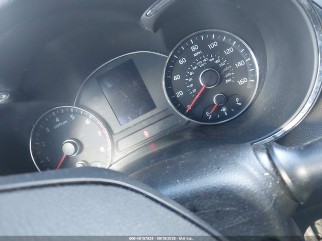 46157524 :رقم المزاد ، 3KPFK4A74HE127831 vin ، 2017 Kia Forte Lx مزاد بيع