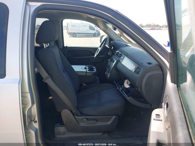 46157578 :رقم المزاد ، 1GNUKAE01AR176831 vin ، 2010 Chevrolet Tahoe Ls مزاد بيع