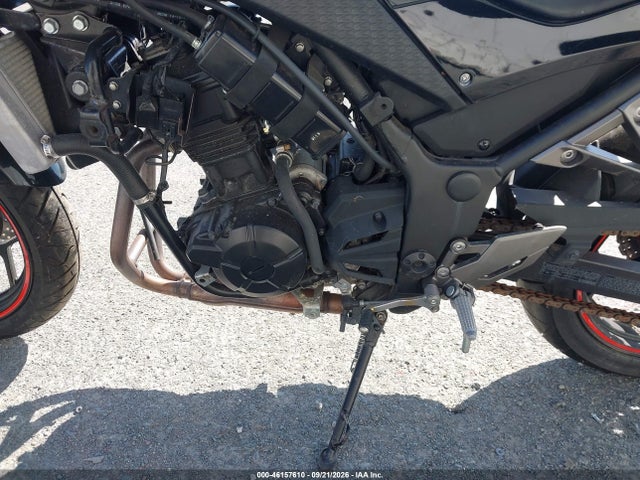JKAEX8B12EA002060 Kawasaki Ex300 B
