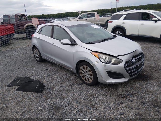 2017 Hyundai Elantra Gt მანქანა იყიდება აუქციონზე, vin: KMHD35LH3HU376814, აუქციონის ნომერი: 46157658