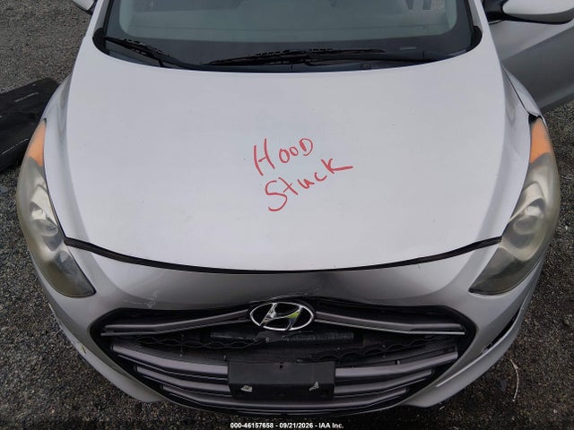 Продаж на аукціоні авто 2017 Hyundai Elantra Gt, vin: KMHD35LH3HU376814, номер лоту: 46157658
