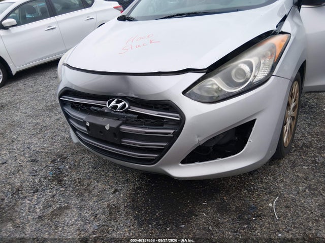 Продаж на аукціоні авто 2017 Hyundai Elantra Gt, vin: KMHD35LH3HU376814, номер лоту: 46157658