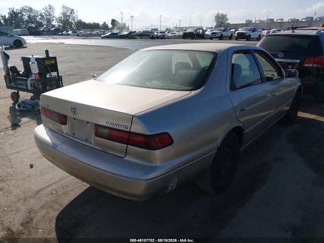 Aukcja sprzedaży 1998 Toyota Camry Le, vin: JT2BG28K4W0106216, numer aukcji: 46157702
