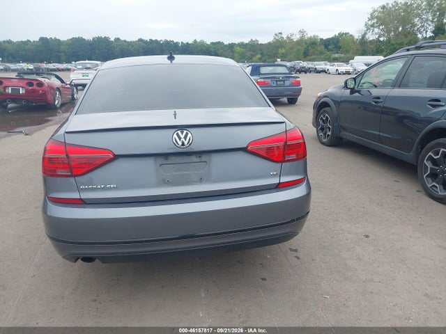2016 Volkswagen Passat 1.8t Sel მანქანა იყიდება აუქციონზე, vin: 1VWCT7A37GC054682, აუქციონის ნომერი: 46157817