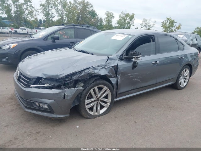 2016 Volkswagen Passat 1.8t Sel მანქანა იყიდება აუქციონზე, vin: 1VWCT7A37GC054682, აუქციონის ნომერი: 46157817