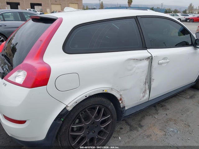 Продаж на аукціоні авто 2011 Volvo C30 T5/t5 R-design, vin: YV1672MK1B2207382, номер лоту: 46157830