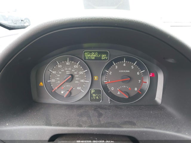 Продаж на аукціоні авто 2011 Volvo C30 T5/t5 R-design, vin: YV1672MK1B2207382, номер лоту: 46157830