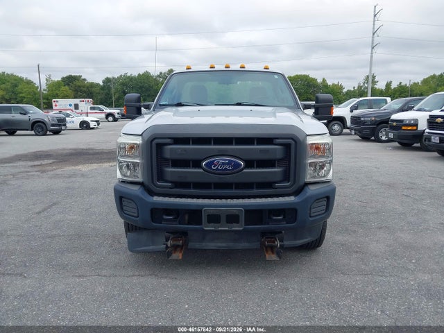 46157842 :رقم المزاد ، 1FTRF3D61FEB08001 vin ، 2015 Ford F-350 Xl مزاد بيع