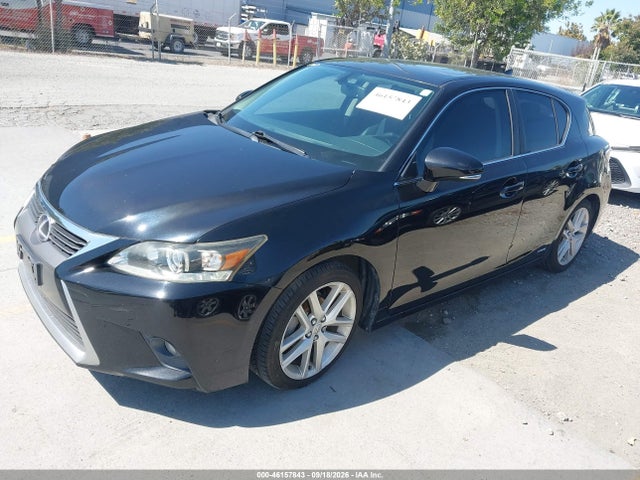 JTHKD5BH9E2181560 Lexus CT 200H