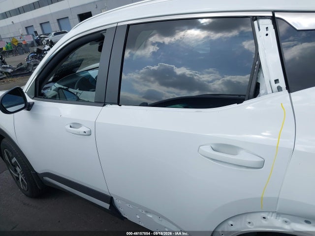 3N8AP6CE9TL348384 Nissan KICKS SV