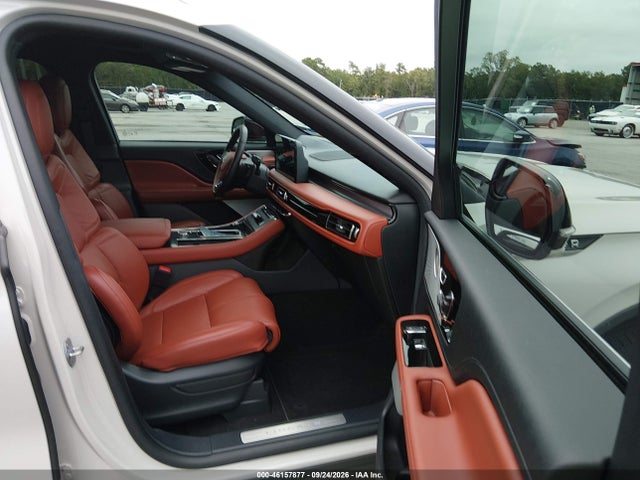 5LM5J7XC9SGL08380 Lincoln Aviator Reserve