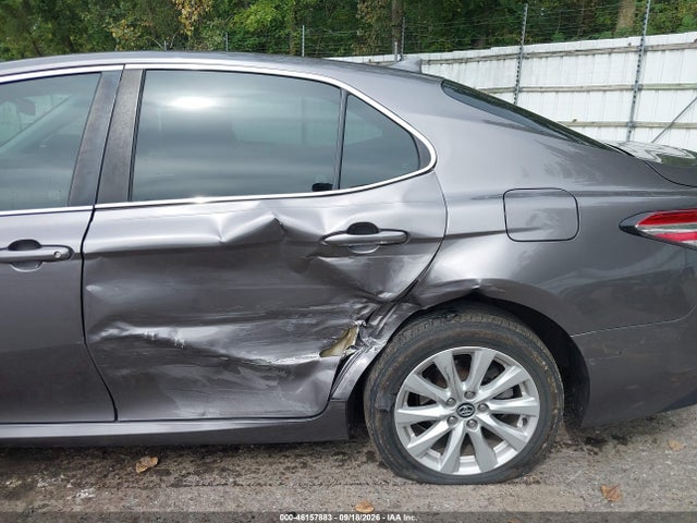 Продаж на аукціоні авто 2020 Toyota Camry Le, vin: 4T1C11AK8LU336620, номер лоту: 46157883
