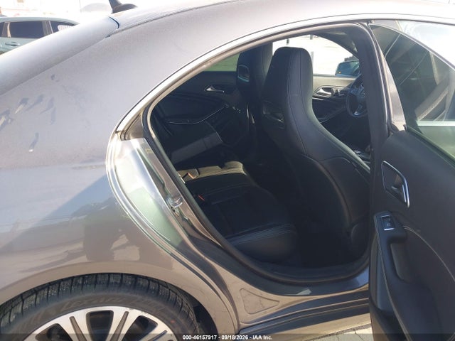 WDDSJ4GB0KN719538 Mercedes-Benz CLA 250 4MATIC