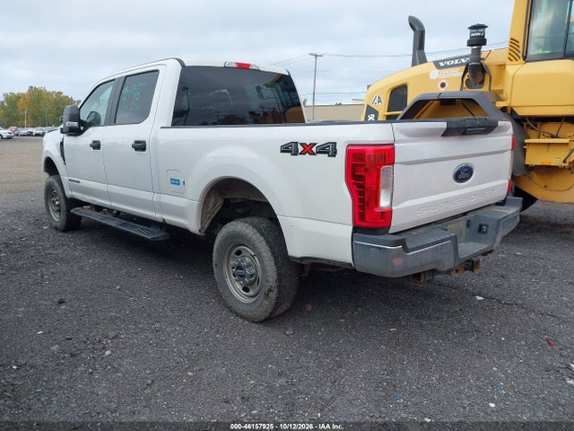 46157925 :رقم المزاد ، 1FT7W2BT8JEC52017 vin ، 2018 Ford F-250 Xl مزاد بيع