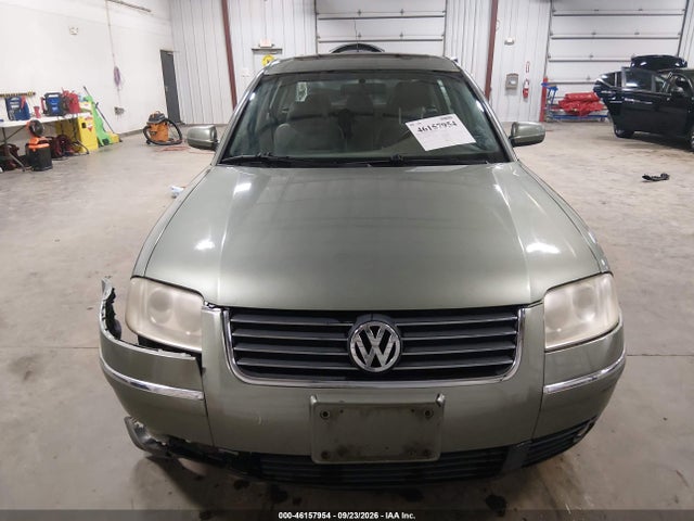 46157954 :رقم المزاد ، WVWPD63B94E115904 vin ، 2004 Volkswagen Passat Gls مزاد بيع