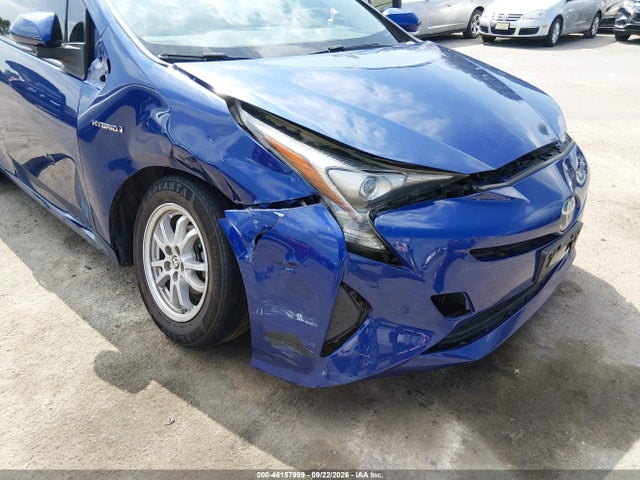 Toyota Prius Two 2017 JTDKBRFU8H3548906 Image 6