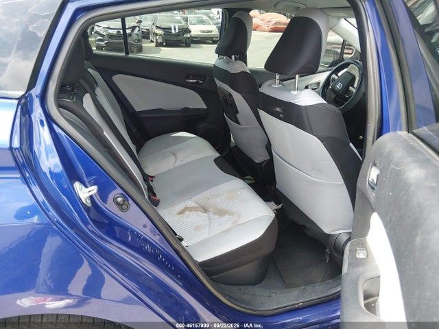 Toyota Prius Two 2017 JTDKBRFU8H3548906 Image 8