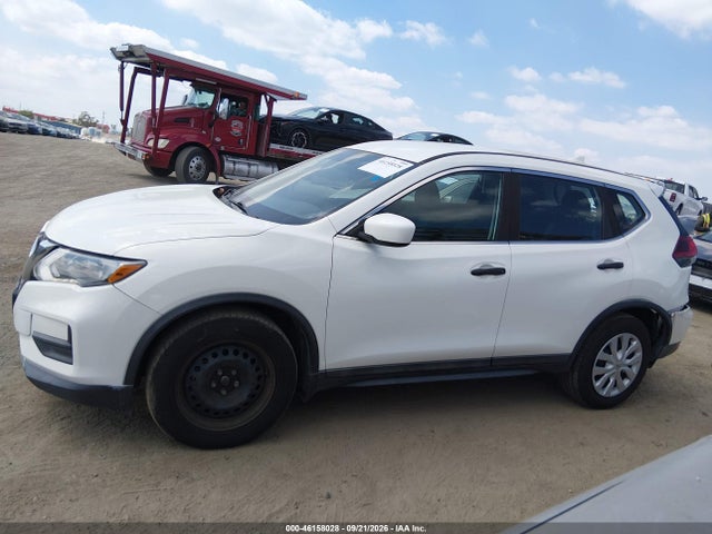 Nissan ROGUE S 2018 5N1AT2MT9JC772777 Image 14