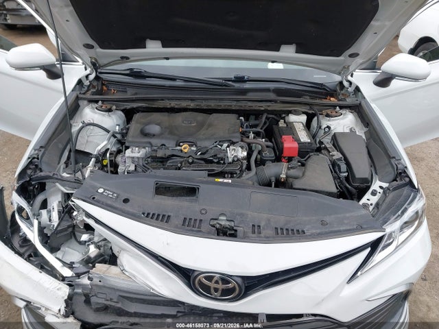 2022 Toyota Camry Le მანქანა იყიდება აუქციონზე, vin: 4T1C11AK6NU002668, აუქციონის ნომერი: 46158073