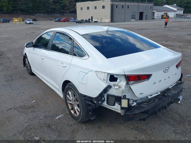Hyundai SONATA SE 2018 5NPE24AF9JH602586 Image 3