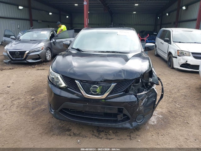 46158131 :رقم المزاد ، JN1BJ1CR9JW601124 vin ، 2018 Nissan Rogue Sport S مزاد بيع