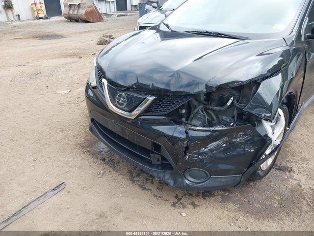 46158131 :رقم المزاد ، JN1BJ1CR9JW601124 vin ، 2018 Nissan Rogue Sport S مزاد بيع
