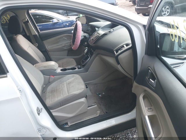46158166 :رقم المزاد ، 1FMCU0GX9EUB09637 vin ، 2014 Ford Escape Se مزاد بيع