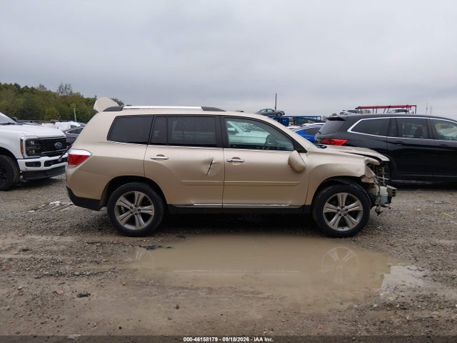 2011 Toyota Highlander Limited V6 მანქანა იყიდება აუქციონზე, vin: 5TDDK3EH8BS065786, აუქციონის ნომერი: 46158179
