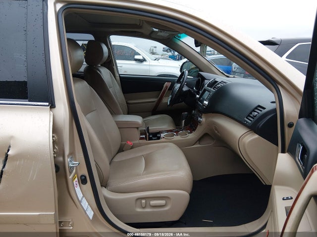 2011 Toyota Highlander Limited V6 მანქანა იყიდება აუქციონზე, vin: 5TDDK3EH8BS065786, აუქციონის ნომერი: 46158179
