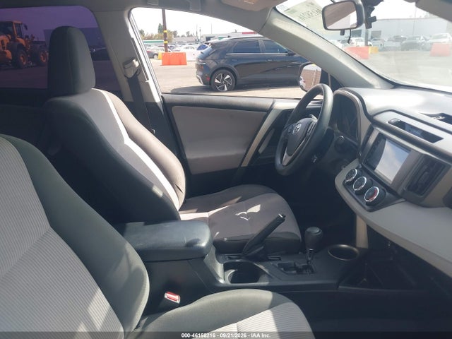 Продажа на аукционе авто 2015 Toyota Rav4 Le, vin: JTMZFREV6FD069100, номер лота: 46158216