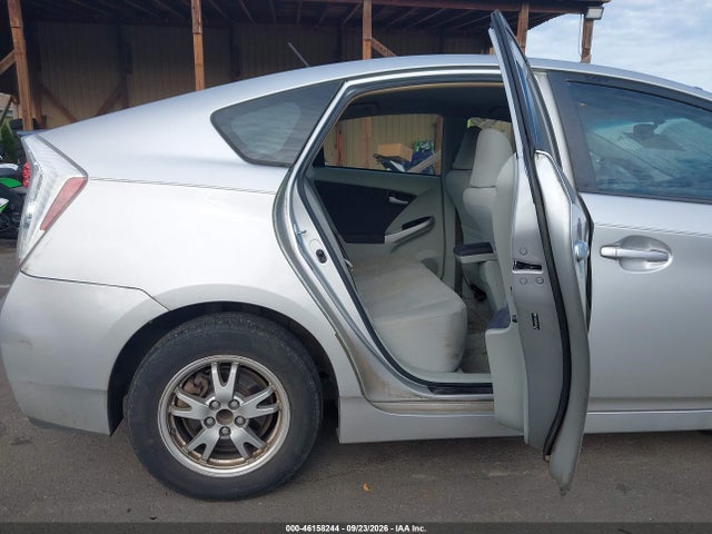 46158244 :رقم المزاد ، JTDKN3DU6B0246739 vin ، 2011 Toyota Prius Two مزاد بيع