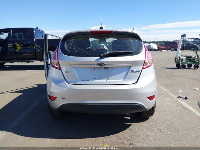 46158256 :رقم المزاد ، 3FADP4EJ1KM117405 vin ، 2019 Ford Fiesta Se مزاد بيع