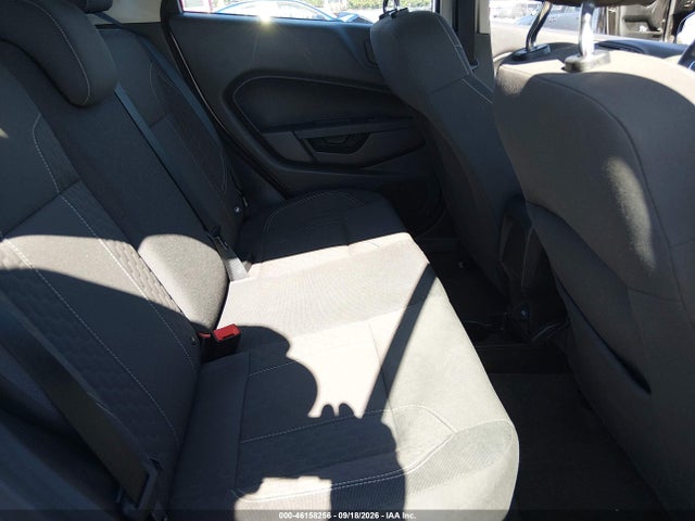46158256 :رقم المزاد ، 3FADP4EJ1KM117405 vin ، 2019 Ford Fiesta Se مزاد بيع