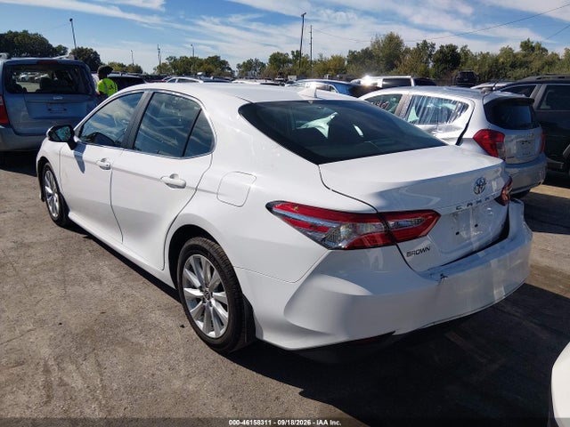 Продаж на аукціоні авто 2020 Toyota Camry Le, vin: 4T1C11AK7LU956665, номер лоту: 46158311