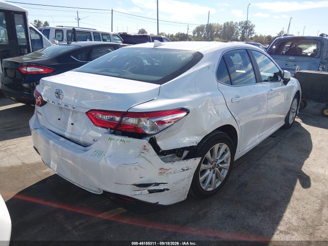 Продаж на аукціоні авто 2020 Toyota Camry Le, vin: 4T1C11AK7LU956665, номер лоту: 46158311