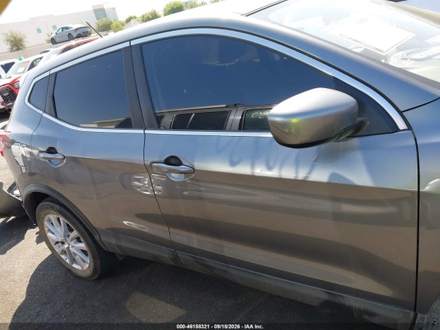 46158321 :رقم المزاد ، JN1BJ1AW8NW680400 vin ، 2022 Nissan Rogue Sport S Awd Xtronic Cvt مزاد بيع
