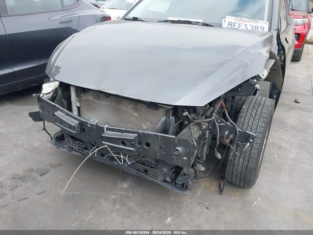 3MYDLBYV5JY311209 Toyota YARIS IA