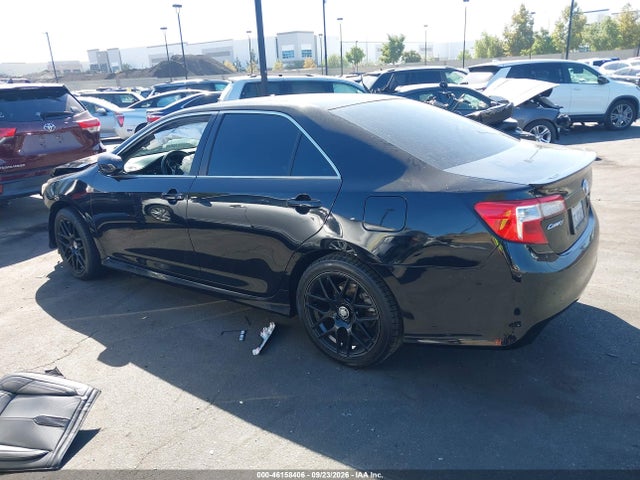 46158406 :رقم المزاد ، 4T1BF1FK0EU851216 vin ، 2014 Toyota Camry Se مزاد بيع