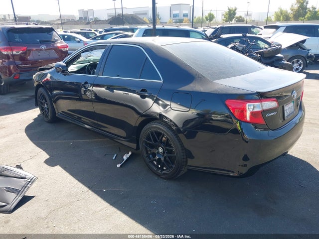 46158406 :رقم المزاد ، 4T1BF1FK0EU851216 vin ، 2014 Toyota Camry Se مزاد بيع