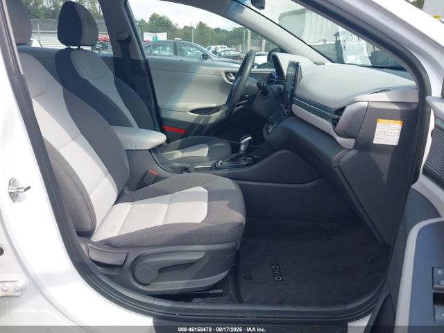 Продажа на аукционе авто 2020 Hyundai Ioniq Hybrid Blue, vin: KMHC65LC9LU220082, номер лота: 46158470