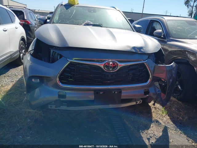 5TDKBRCH3SS646738 Toyota Highlander Hybrid Limited 25th Edition