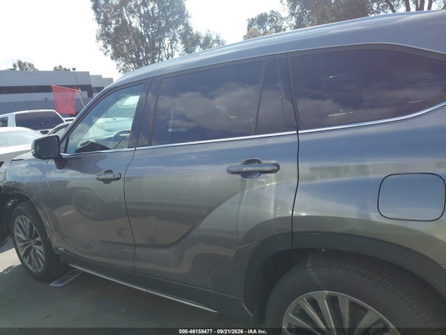 5TDKBRCH3SS646738 Toyota Highlander Hybrid Limited 25th Edition
