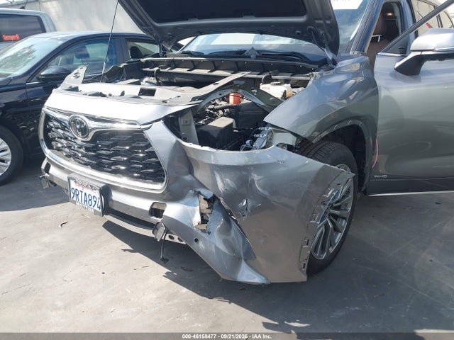 5TDKBRCH3SS646738 Toyota Highlander Hybrid Limited 25th Edition