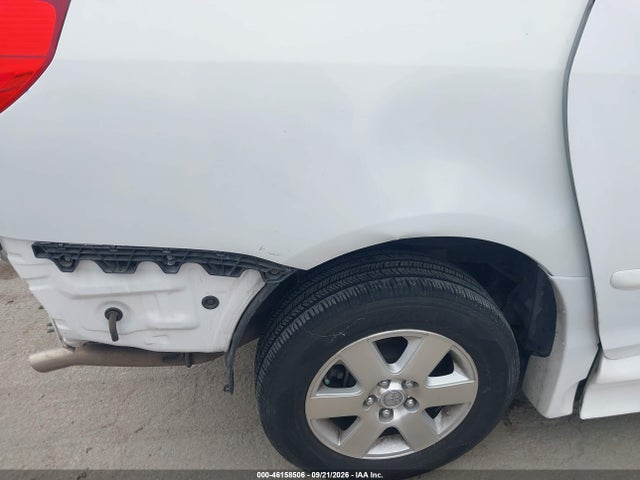 46158506 :رقم المزاد ، 5TDKK4CCXAS309263 vin ، 2010 Toyota Sienna Le مزاد بيع