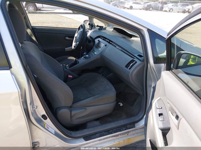 46158516 :رقم المزاد ، JTDKN3DU1B0273802 vin ، 2011 Toyota Prius Three مزاد بيع