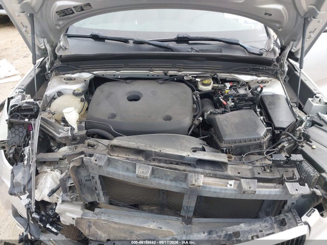 2019 Volvo Xc40 T5 Momentum მანქანა იყიდება აუქციონზე, vin: YV4162UK5K2074089, აუქციონის ნომერი: 46158562