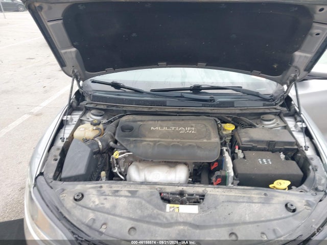 Chrysler 200 S 2015 1C3CCCBB6FN721878 Image 10