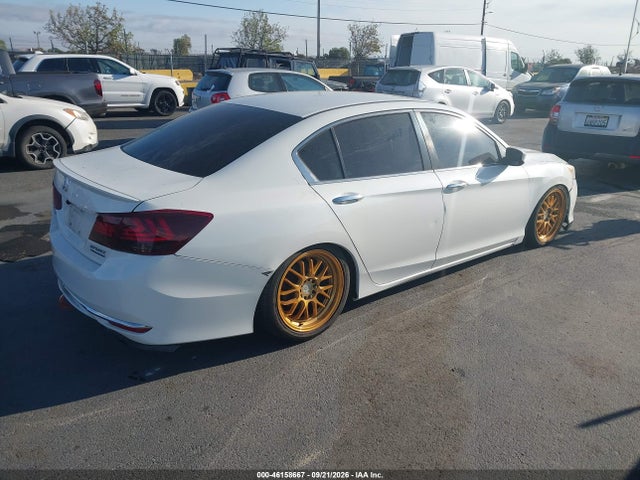 46158667 :رقم المزاد ، 1HGCR2F33HA002655 vin ، 2017 Honda Accord Lx مزاد بيع